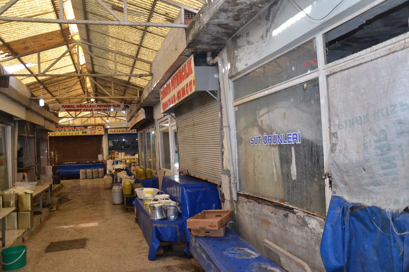 Dükkanları yıkılıp yenilenecek peynirciler çarşısı esnafı tedirgin Dükkanları yıkılıp yenilenecek peynirciler çarşısı esnafı tedirgin